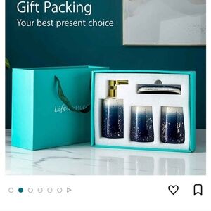 Elegant Blue Bathroom Set